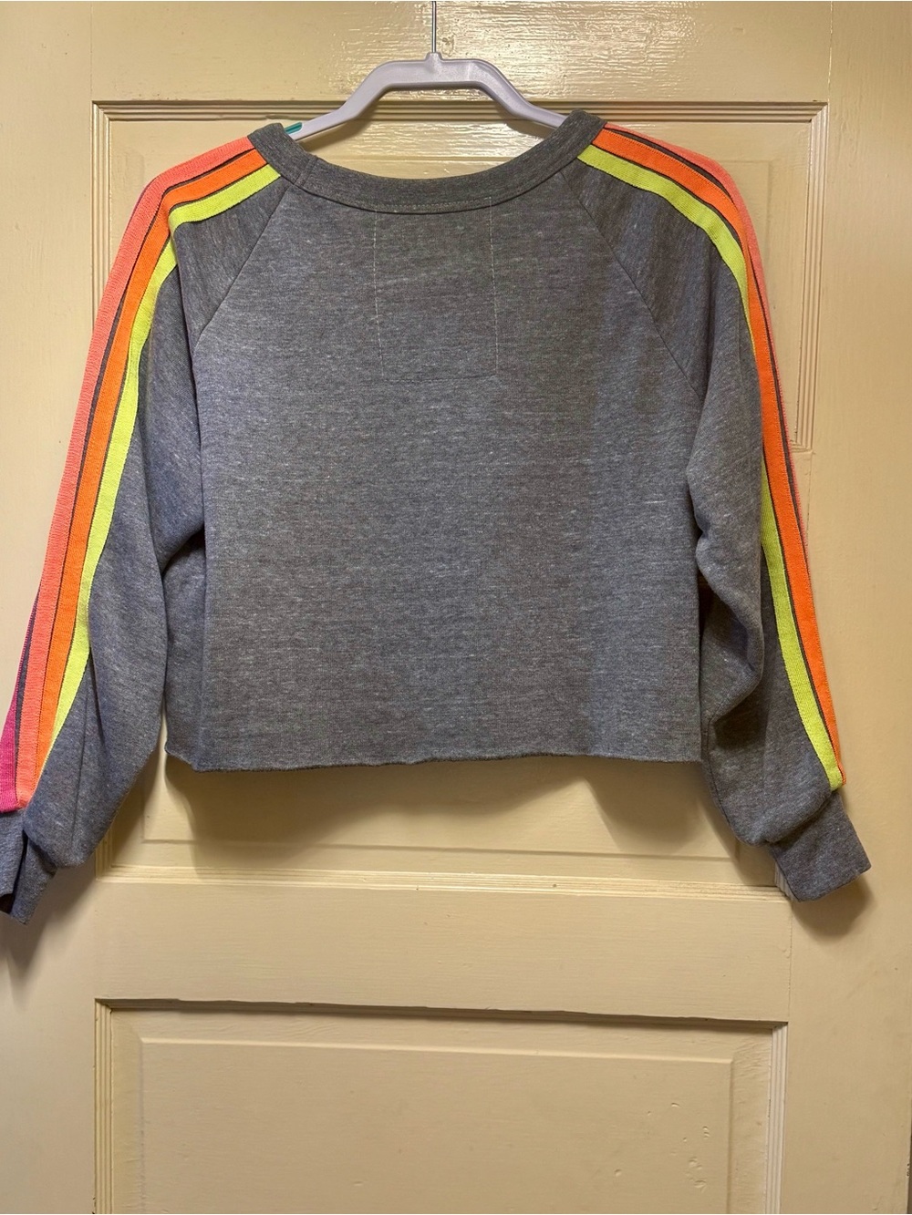 Aviator Nation Cropped 5 Striped Sweatshirt and 5 Striped Short. - Picture 3 of 10